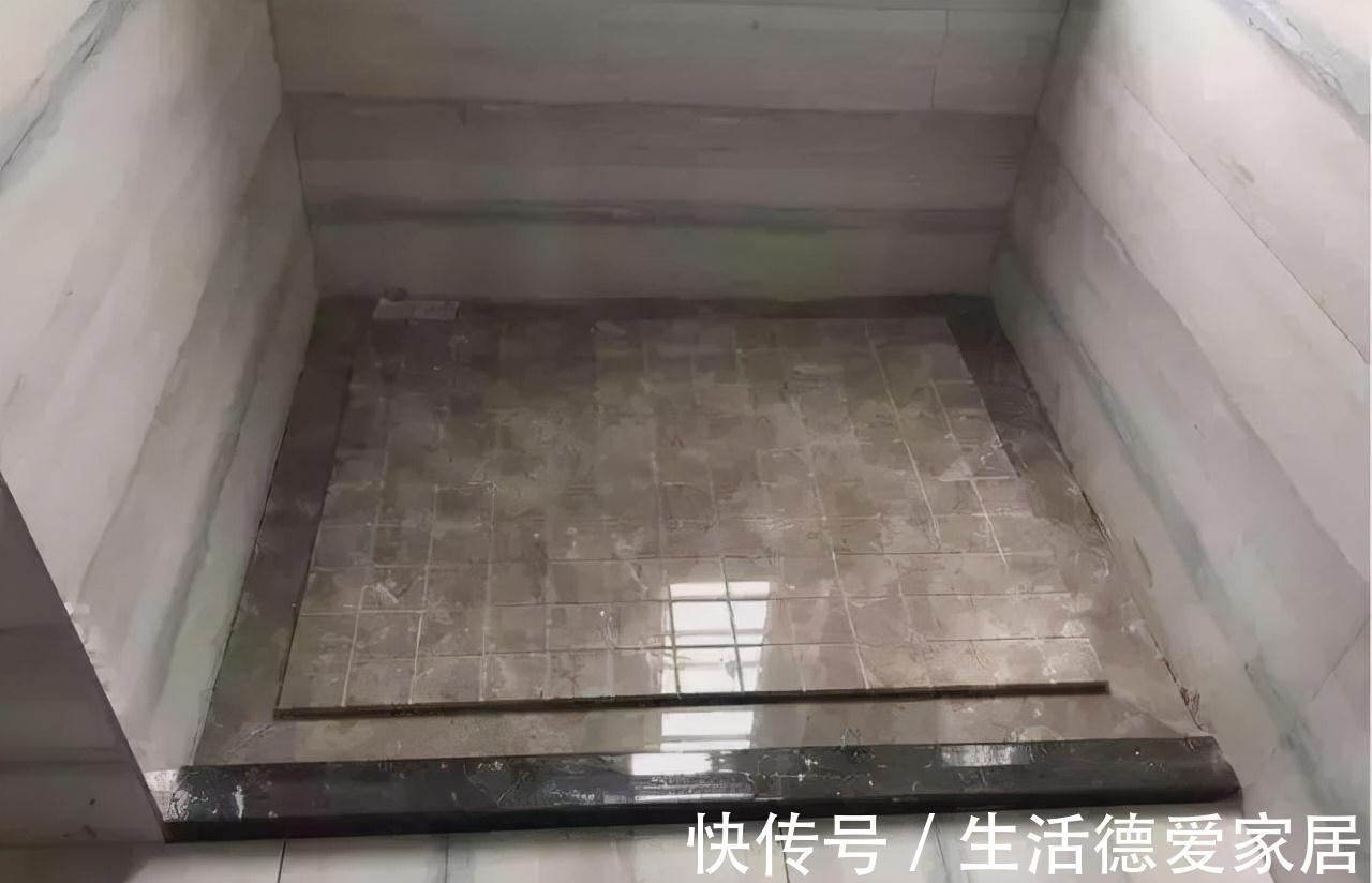 斜坡|如果觉得斜坡排水慢,尝试这种新的卫生间排水方式,不仅快还防滑