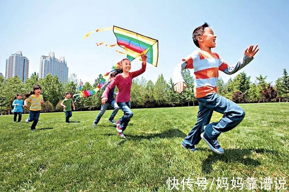 长跑|3种运动孩子不宜过早接触,会“毁了”孩子身高,父母别大意