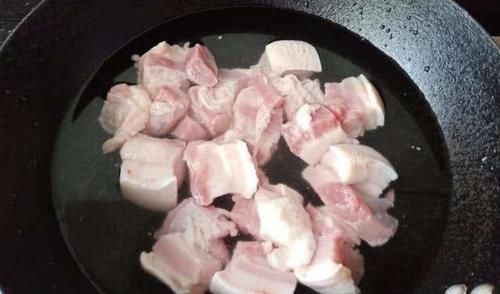 简单|红烧肉最简单的做法是怎样的,有哪些技巧?