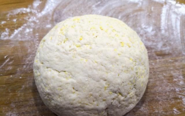  熬粥|小米别只会熬粥了，加碗面粉，教你做小米锅巴，焦香酥脆，无添加