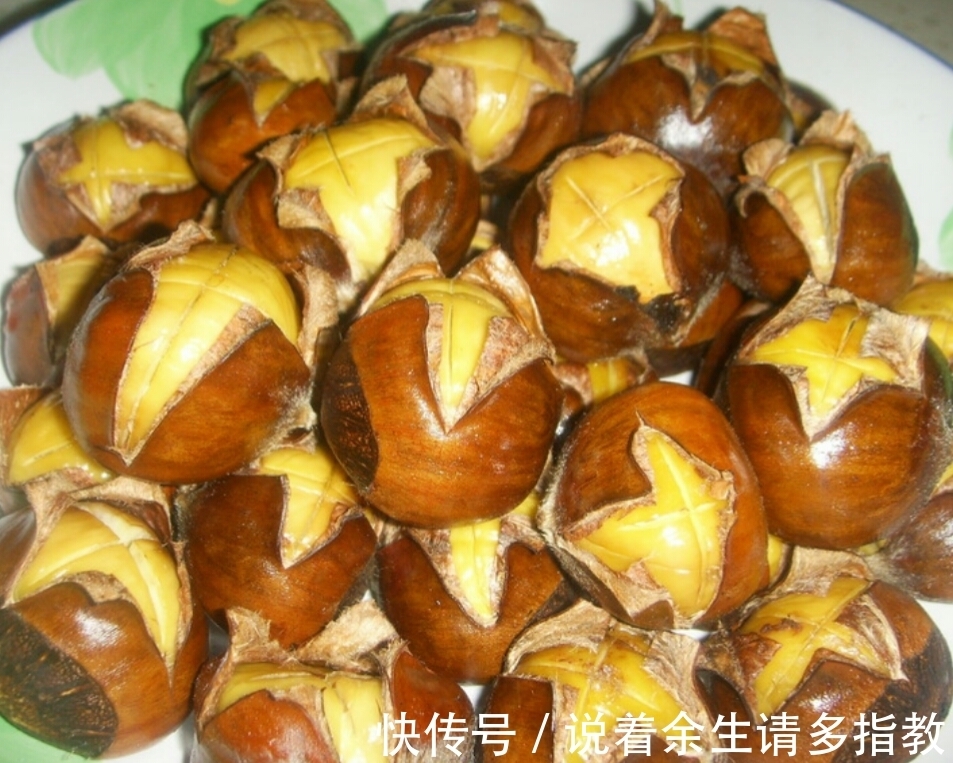 想吃糖炒栗子的，在家里就可以加工，方法简单，味道一点也不差
