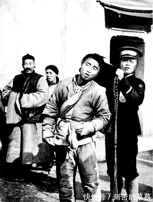 章太炎$年轻的鲁迅去理发,回家后写了首很酷的小诗,其中7字风靡百余年