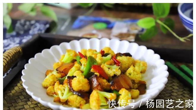 干锅|炒花菜时,有人焯水,有人过油,原来都错了,难怪炒出来不好吃