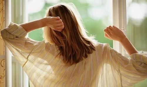 补充|女人内分泌失调，多吃4种食物，补充雌激素，还健康年轻