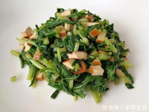 野生|这种红梗野菜,一到春天满山找,如今越来越少见,再不吃就成草