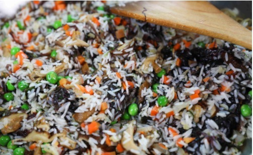 相传妈祖最爱吃的紫菜焖饭,赶紧学起来,一碗不到10元