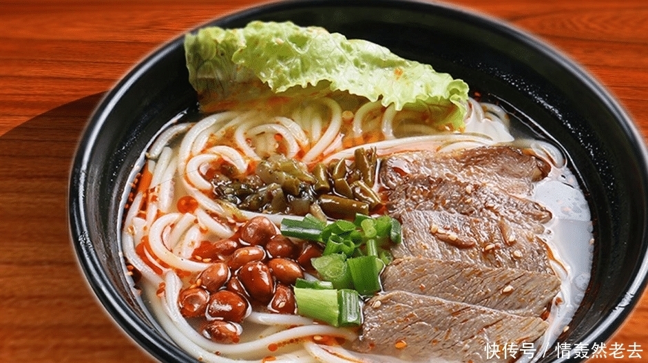  美味蒸凤爪，色鲜味俱全，这是很多女生所爱