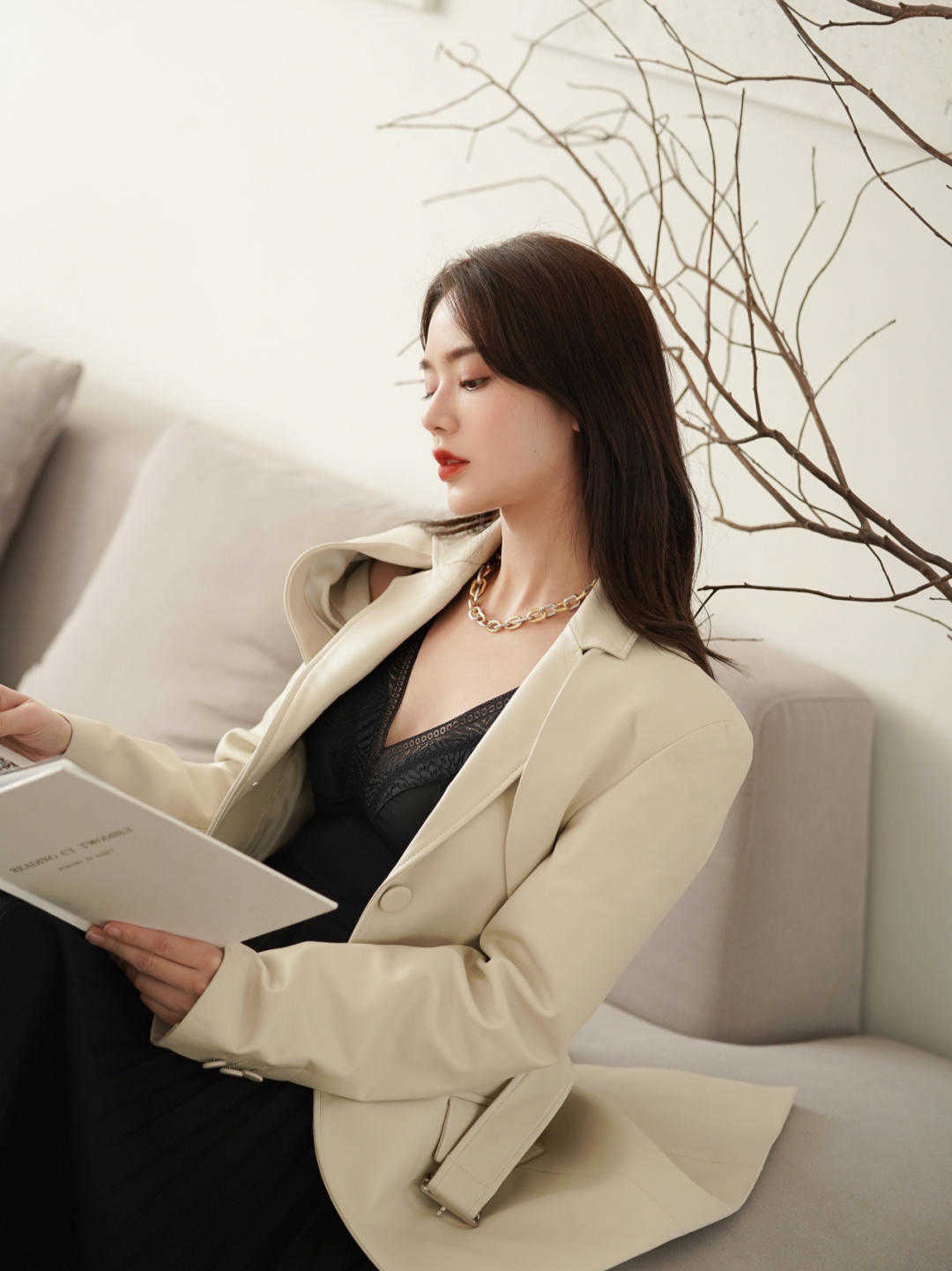 连衣裙|秋季,怎么穿针织毛衣?搭配半身裙或牛仔裤,拒绝土气的穿搭