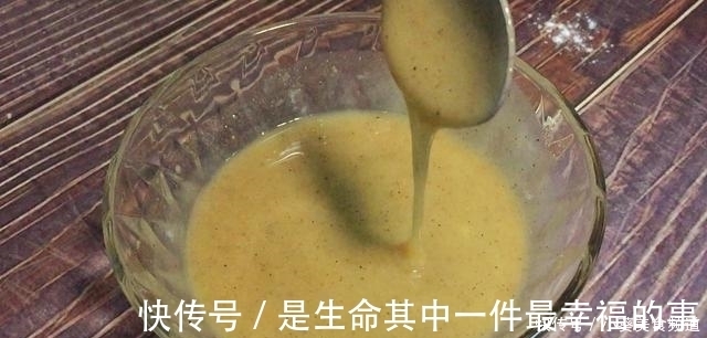 保鲜膜|奶奶用了一辈子的烙饼做法，外酥里软，凉了不硬，比外面卖的好吃