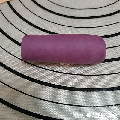 暖胃又养生,一次吃三大碗都不过瘾的紫荆花酥