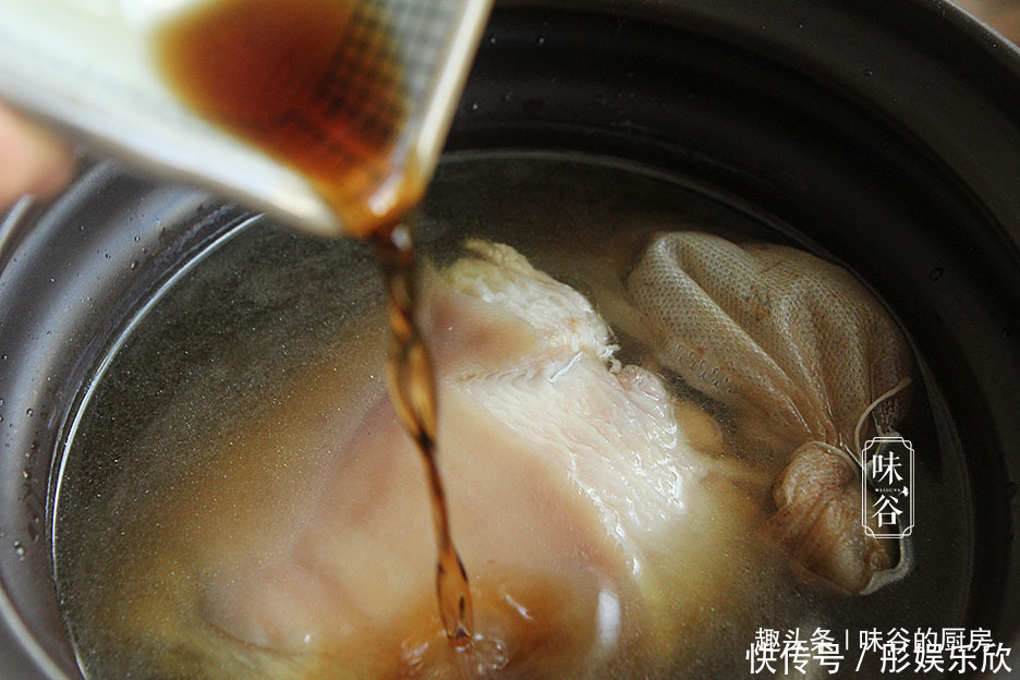 年夜饭少不了此道硬菜,寓意吉祥,咬一口满嘴香,贵点也要吃