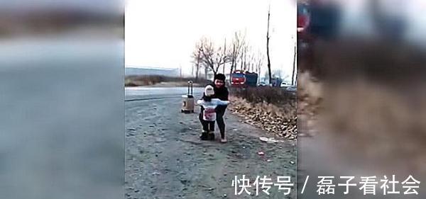 大宝|自从生了二胎之后,相差10岁的哥哥回家都是这样,网友:羡慕!