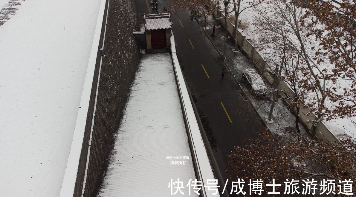 西南城|飘雪的天气，用无人机拍摄西安城墙、钟鼓楼，感受古城之美