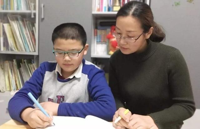 学生时代|一道“简单”的数学题，全班59个孩子都做错，宝妈我也纳闷了