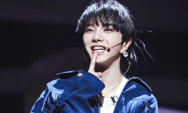 |太搞笑! 那些强立人设却惨遭打脸的明星, 有的充学霸、有的装清纯