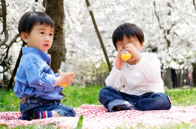 弟弟|妈妈无意间翻到女儿的日记,看到第一页,就没忍住潸然泪下