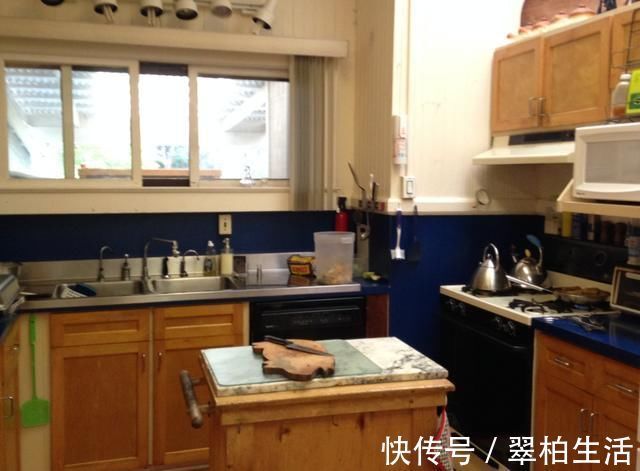 实用|越来越多人厨房不装推拉门了，都喜欢装它代替，既实用又好看