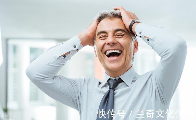 |笑到扶墙的爆笑段子