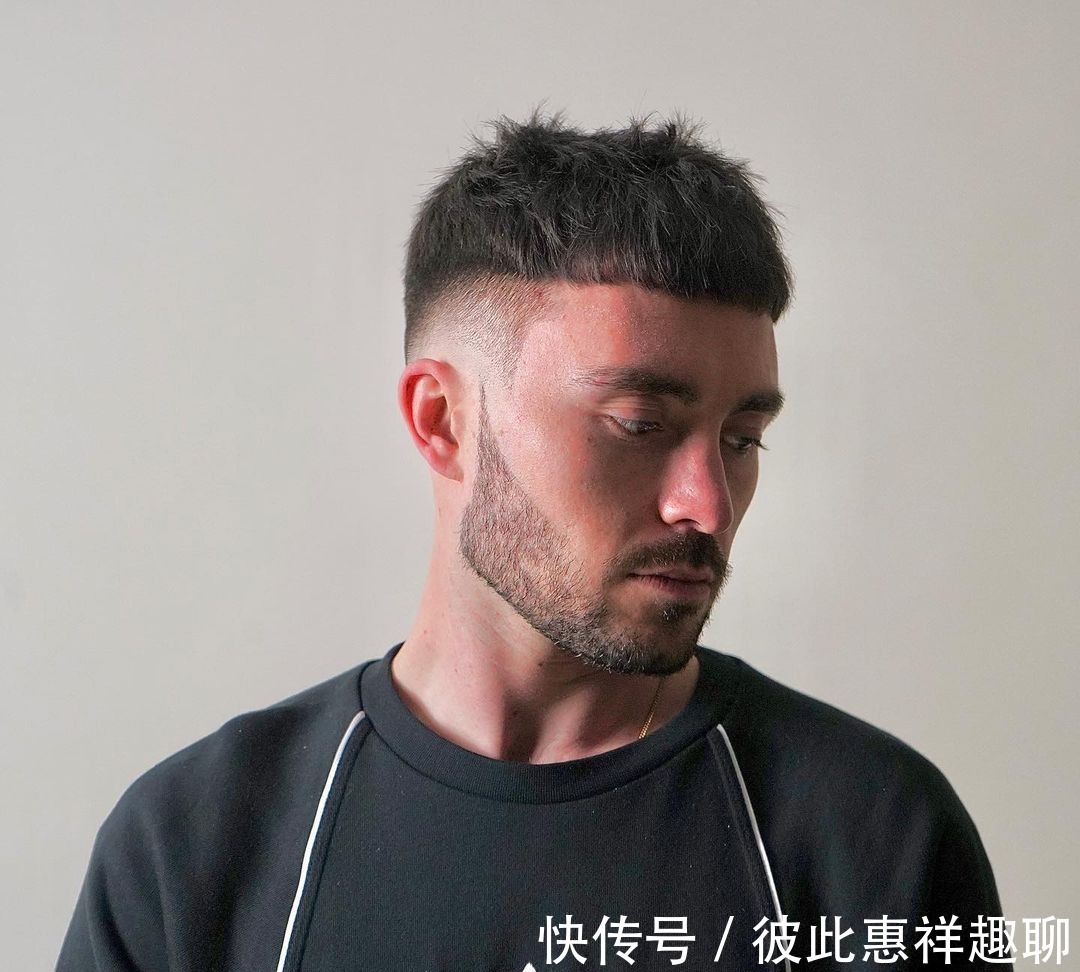 寸头|受欢迎的男士发型有哪几种?小寸头,飞机头,两侧铲短发型都不错