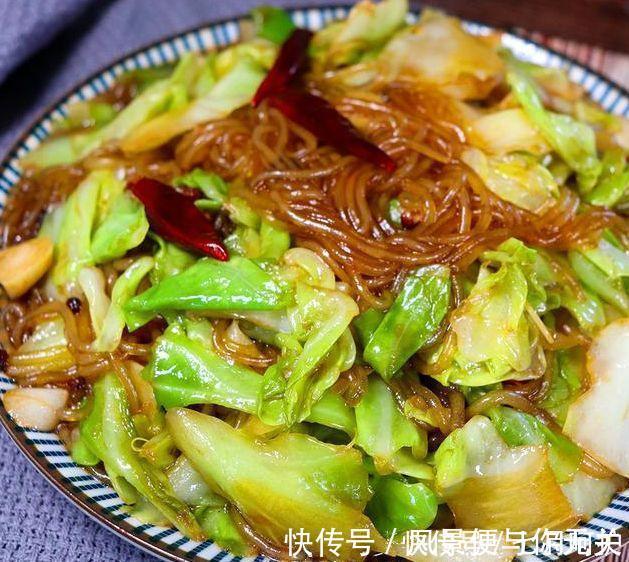 技巧|原来包菜炒粉条要这样做,难怪之前炒粉条老粘锅,技巧全在这