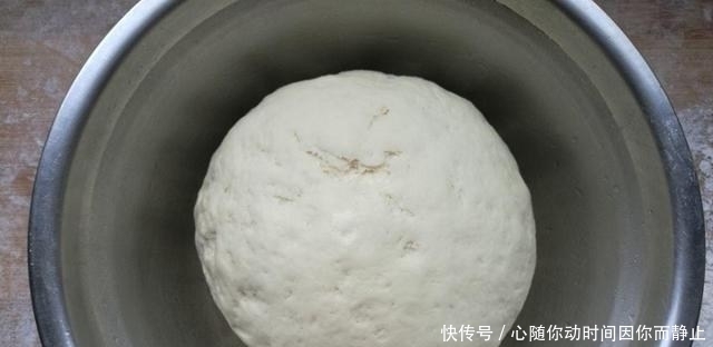 想吃千层酥饼不要出去买,教你在家做,酥脆多层,好吃又顶饱