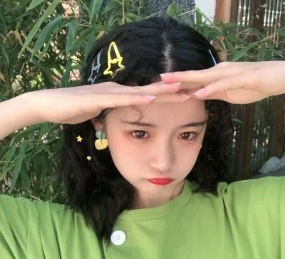 坐姿|女生若常有这“3种坐姿”，八成会越来越胖，当心异性缘会变差