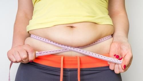 动作|饮食+运动才是健康减肥法，4个动作加速燃脂，帮你健康瘦全身