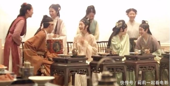 螃蟹|贾府衰败之谜:《红楼梦》中看似小小的螃蟹宴,猜猜花了多少钱?