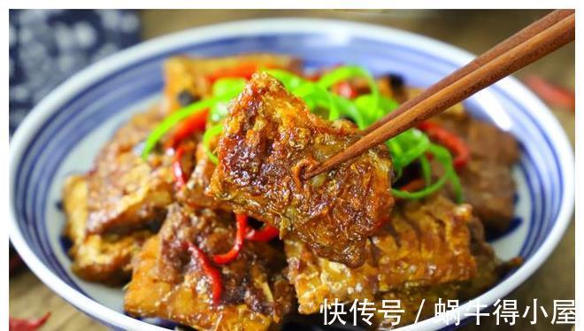 老少皆宜|红烧带鱼好吃有诀窍,多加一料,肉质鲜嫩不腥,上桌连汤都不剩