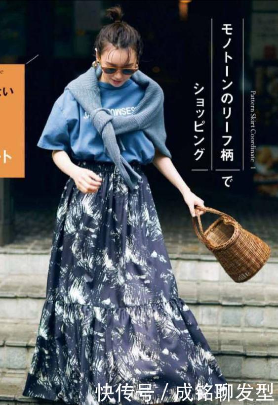 女人味|今夏“印花半身裙”超火,洋气百搭又显气质,时尚减龄又有女人味