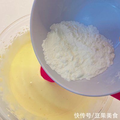 烤盘|史上最好吃的酸酸甜甜的虎皮天使蛋糕卷做法