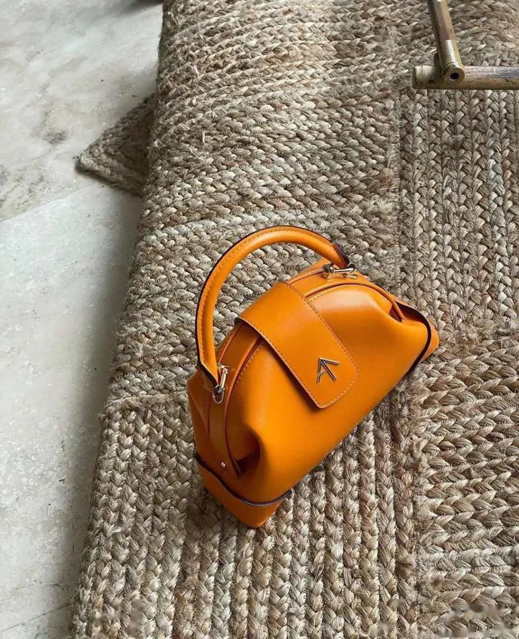 想独领风骚这6个小众设计师品牌的包包,你一定不要错过