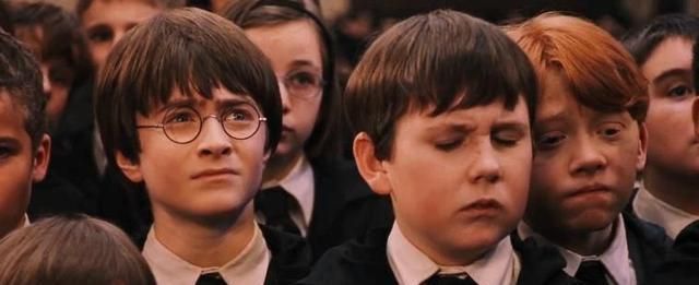 哈利波特二十周年主演再聚首,男大十八變,網友直呼還我魔法少年