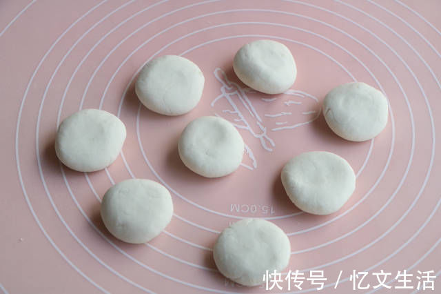 山药|糯米粉这样做才好吃,不油炸不水煮,当零食又当早餐,上桌就光盘