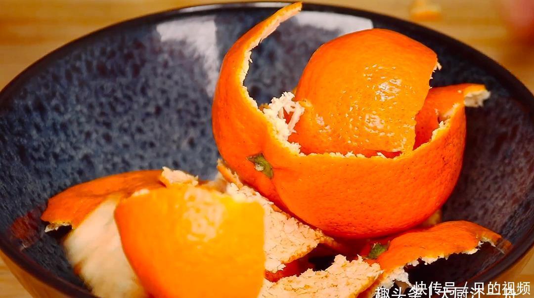  实用|橘子皮别再扔掉了，用水一煮，没想到这么实用，看完涨知识