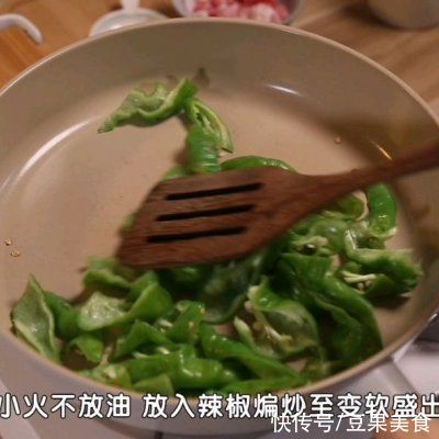 下饭|美食新滋味：好吃不腻的下饭神器辣椒小炒肉来了