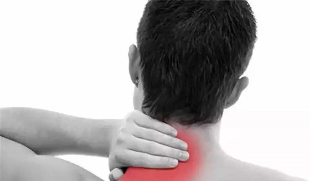 好手|梳子是养生一把好手！每天巧梳6个部位，调理肠胃、改善腰背痛