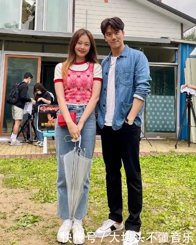 鼻叔 RunningMan智孝演员评价第12,前十都是大佬,鼻叔二十岁照片