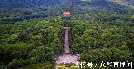 钟山$《红楼梦》里一座山名人齐聚,薛宝琴怀古诗里透露端倪