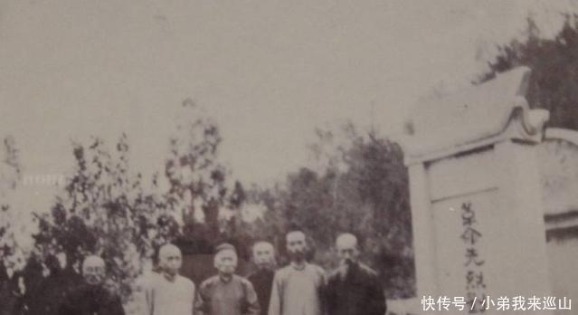 回乡|他辞官回乡,路上遇到劫匪,打开行李一看,劫匪立即跪地为其送行!