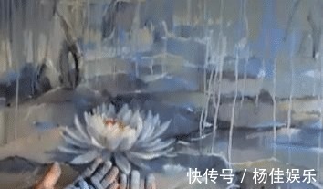 破格录取!17岁少女用一根粉笔绘画,惊艳了世界,被名校“破格录取”!