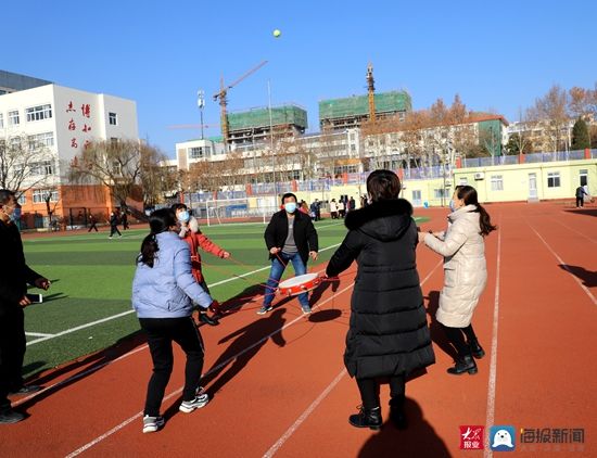 县实验小学|2021年五莲县城市社区冬季全民健身趣味运动会成功举办