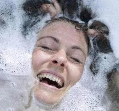 头皮屑|头发多久洗一次算正常托尼老师超过“这个数”,当心头发越洗越油