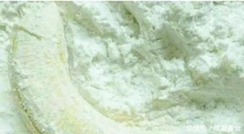 甜品店的炸香蕉是这样做的原来技巧这么简单,2分钟就学会