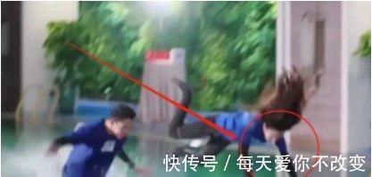 冷汗|《跑男7》杨颖脸朝下拍下水,李晨大惊失色,节目组吓出一身冷汗!