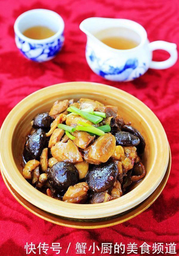 不尝尝实在可惜的家常菜香辣酸甜的口感,开胃又解腻,真下饭