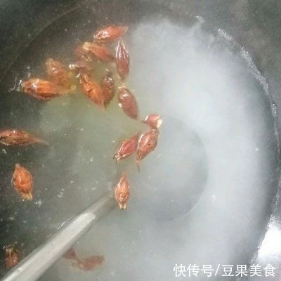 蒜香粉|想要滋阴补血吗？这道烤兔少不了