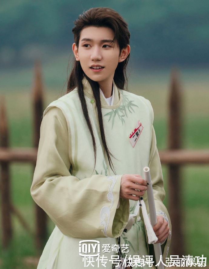 《披荆斩棘的哥哥》力压《街舞4》等综艺夺冠，张艺兴俩节目上榜