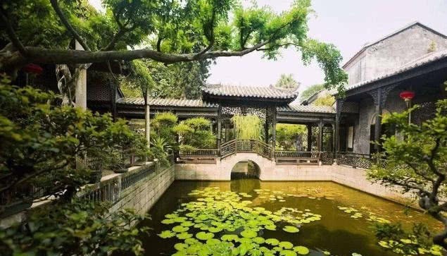 车牌号|他的奔驰车牌号“4444”,曾一夜间输掉100套房,最后结局如何?