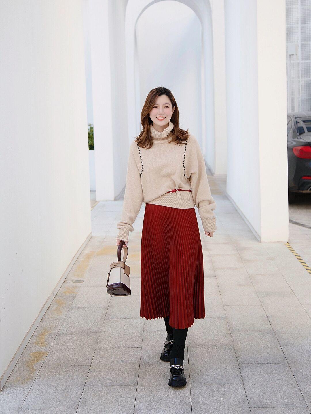 博主|入冬后必备的“毛衣”你准备好了吗?体面优雅,适合普通大众